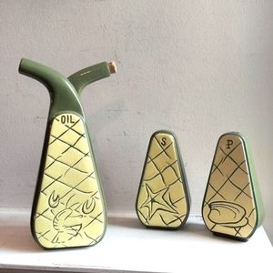 RARE 1950s Roselane aquatic salt pepper oil and vinegar full set yellow & green